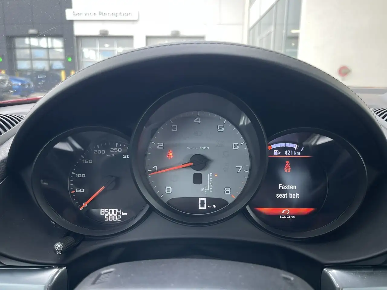 Porsche 718 Boxster снимка Porsche 718 Boxster