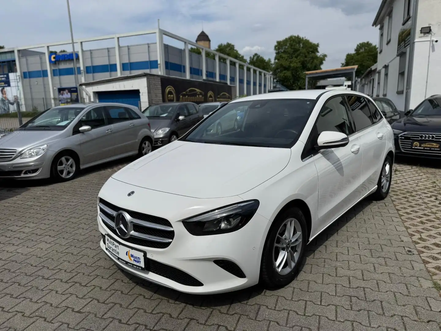 Mercedes-Benz B 180 B 180 d/LED/PDC/NAVI/GARANTIE/ Blanc - 2