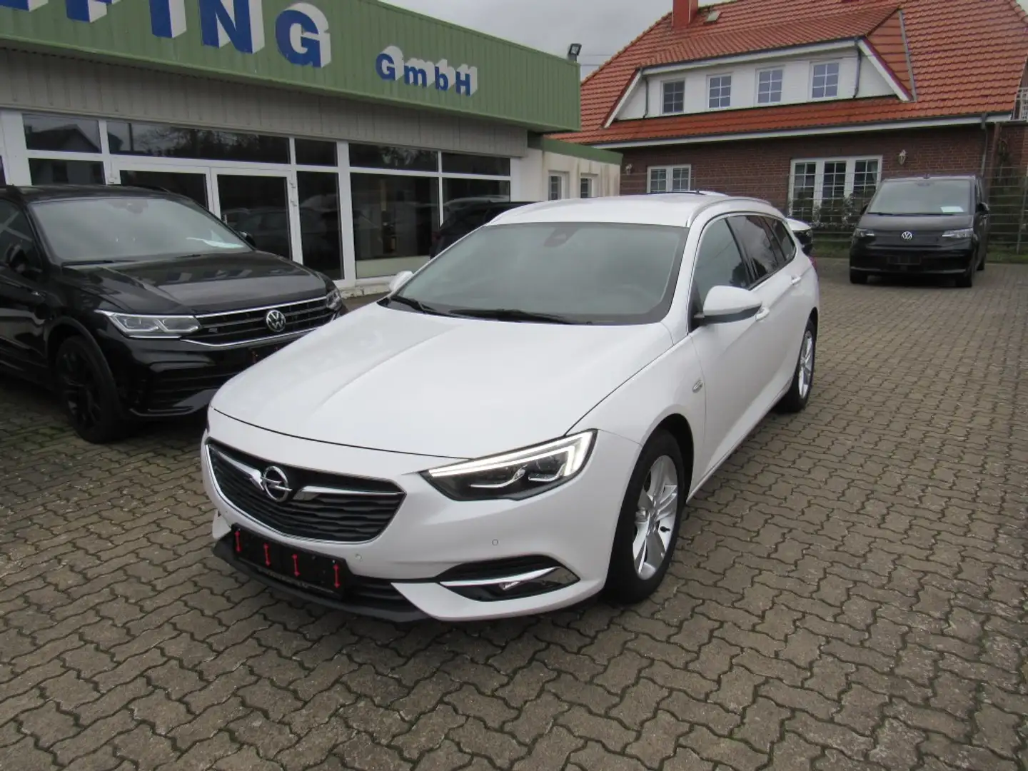 Opel Insignia B Sports Tourer 1,6 CDTi Innovation White - 2
