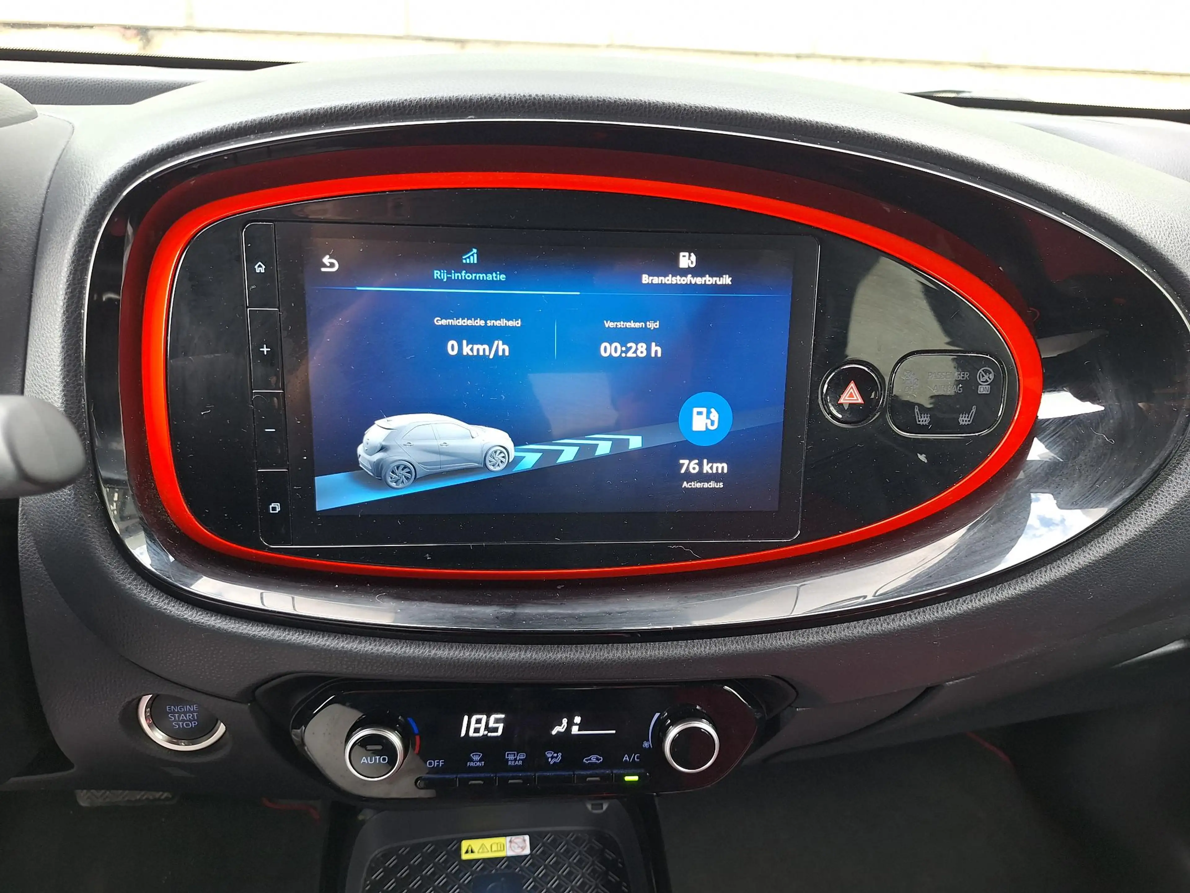 Toyota Aygo X 1.0 VVT-i MT Under Cover Automaat | Special Editio — photo 30