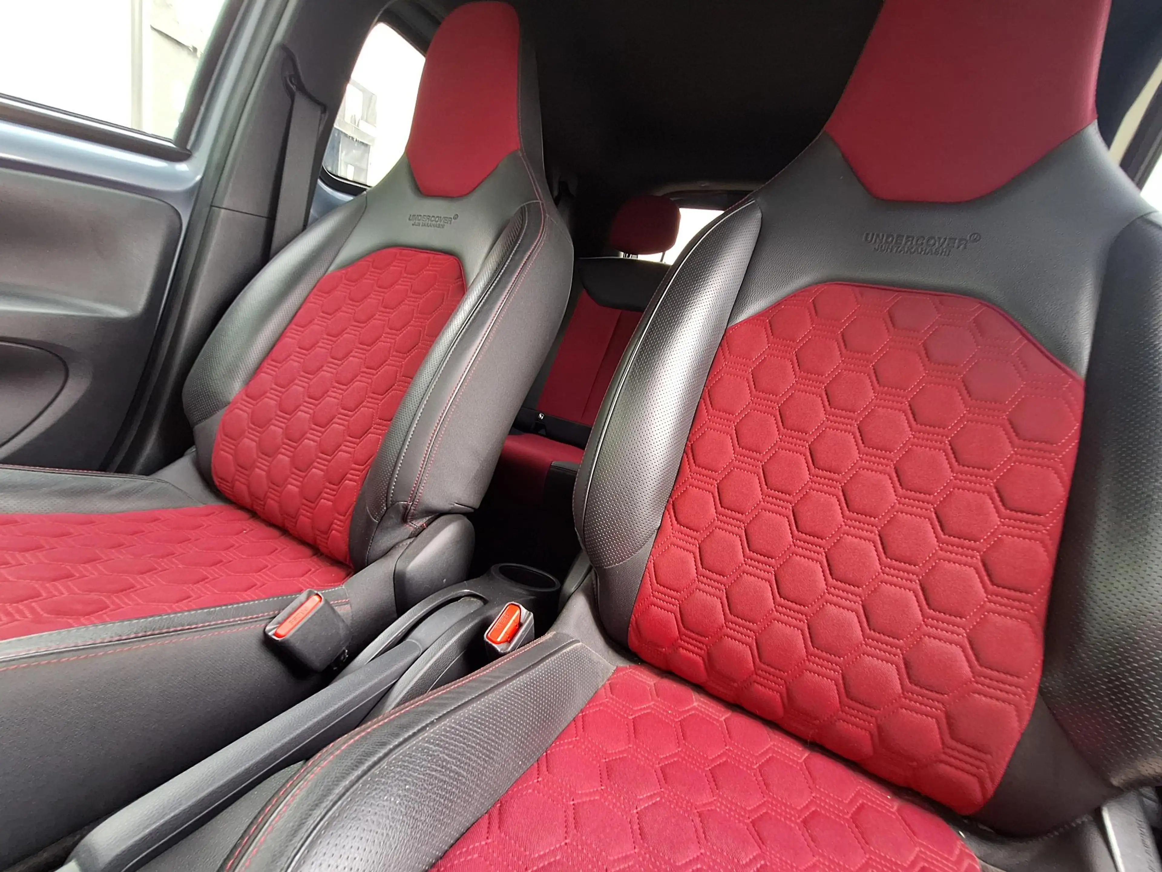 Toyota Aygo X 1.0 VVT-i MT Under Cover Automaat | Special Editio — photo 24