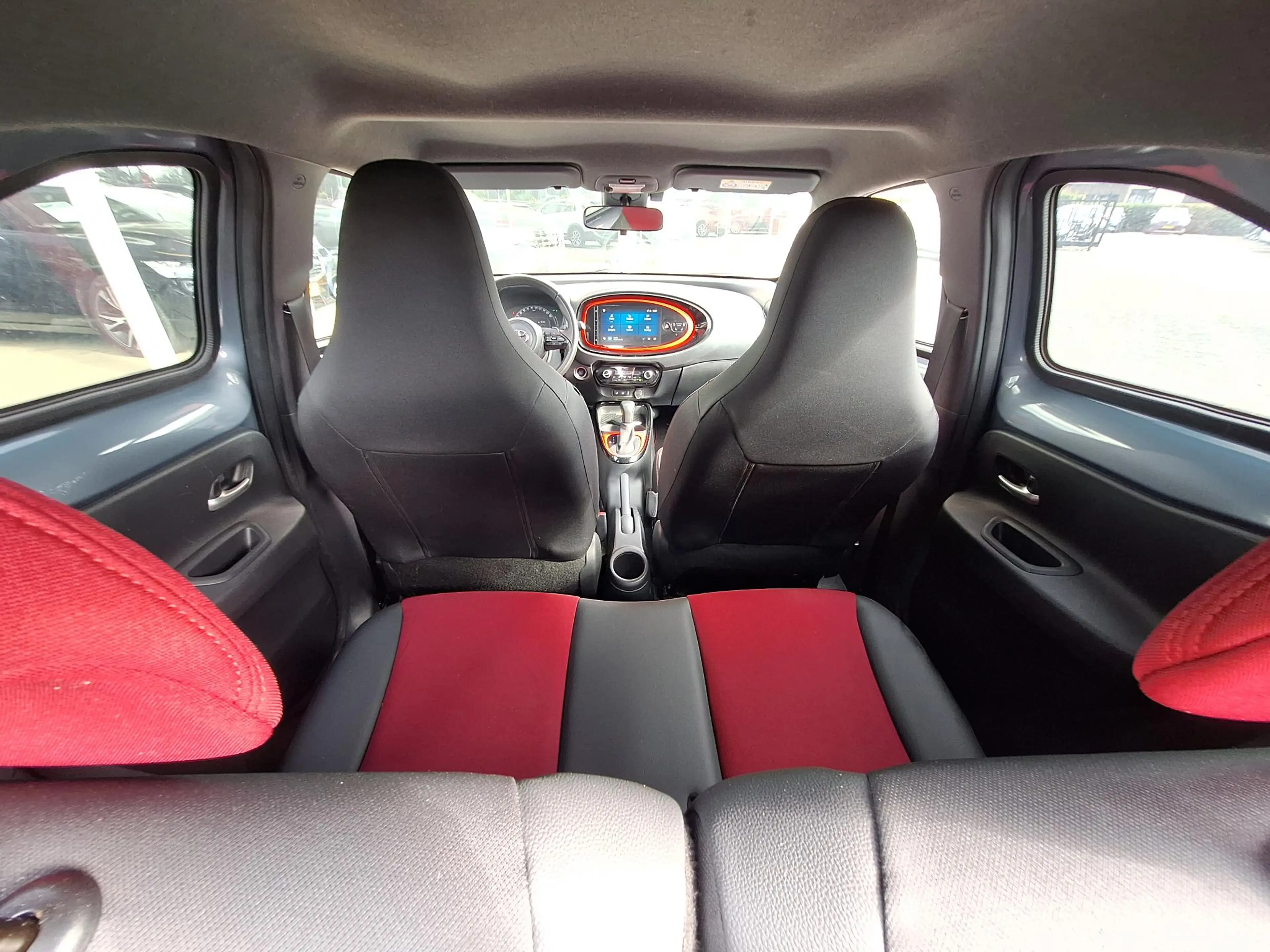 Toyota Aygo X 1.0 VVT-i MT Under Cover Automaat | Special Editio — photo 13