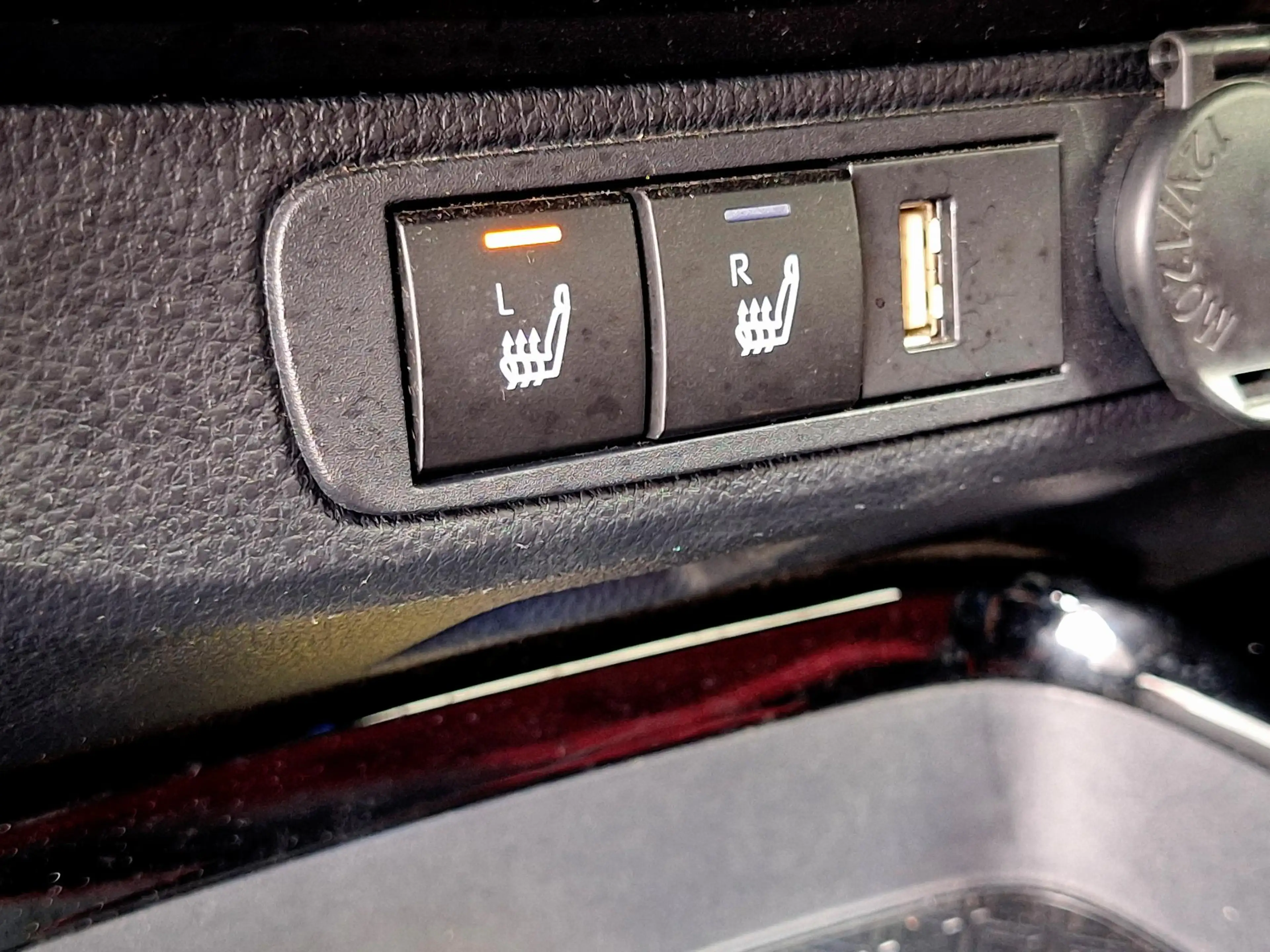 Toyota Aygo X 1.0 VVT-i MT Under Cover Automaat | Special Editio — photo 37