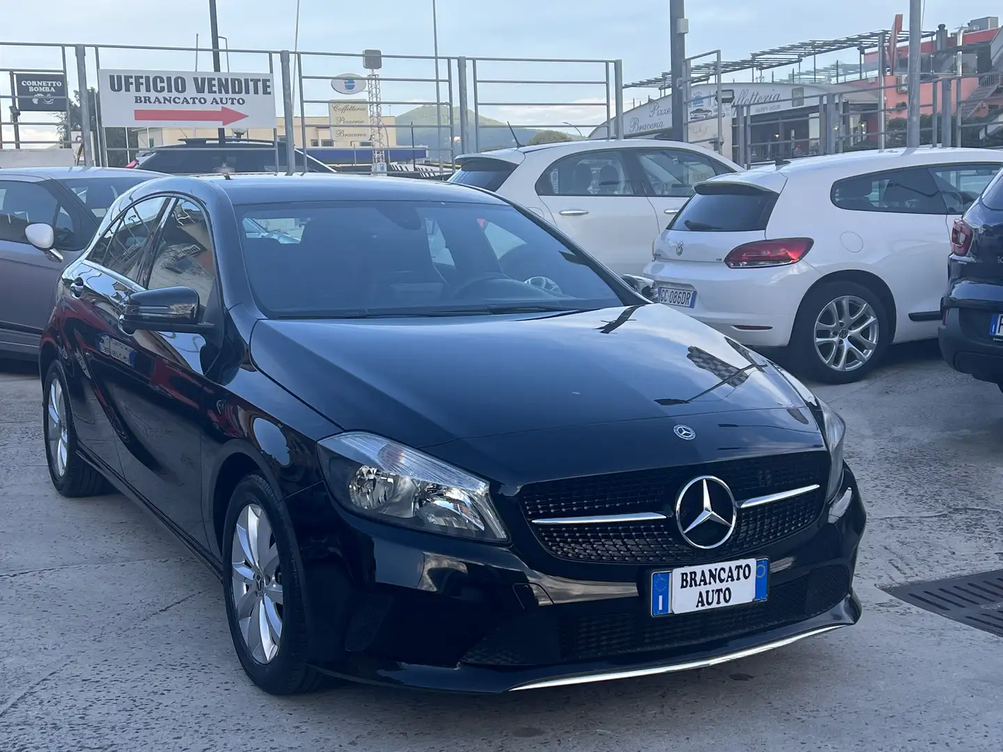 Mercedes-Benz A 160 Business Nero - 1