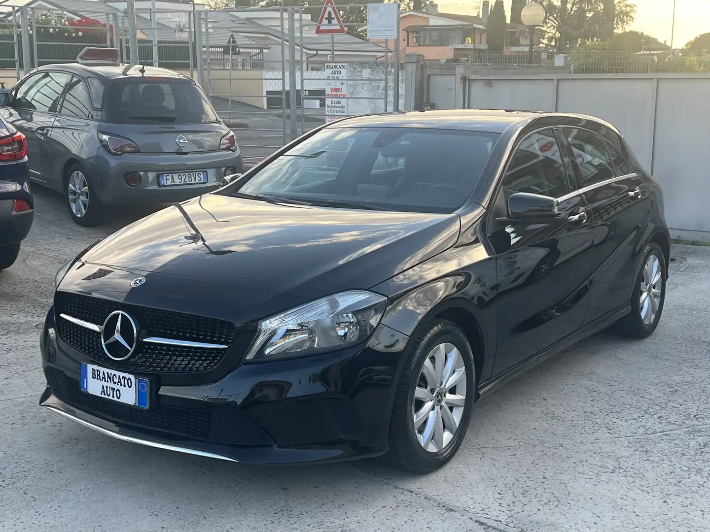 Mercedes-Benz A 160 Business Чёрный - 1