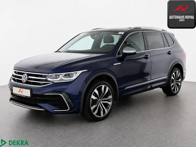 2023 Volkswagen Tiguan Allspace in Blue for sale
