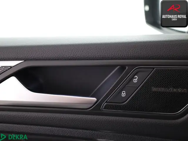 Volkswagen Tiguan Allspace view 15