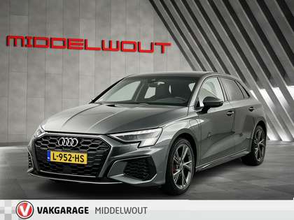 Audi A3 Sportback 45 TFSI e S-Line Competition/RS3-Stoelen