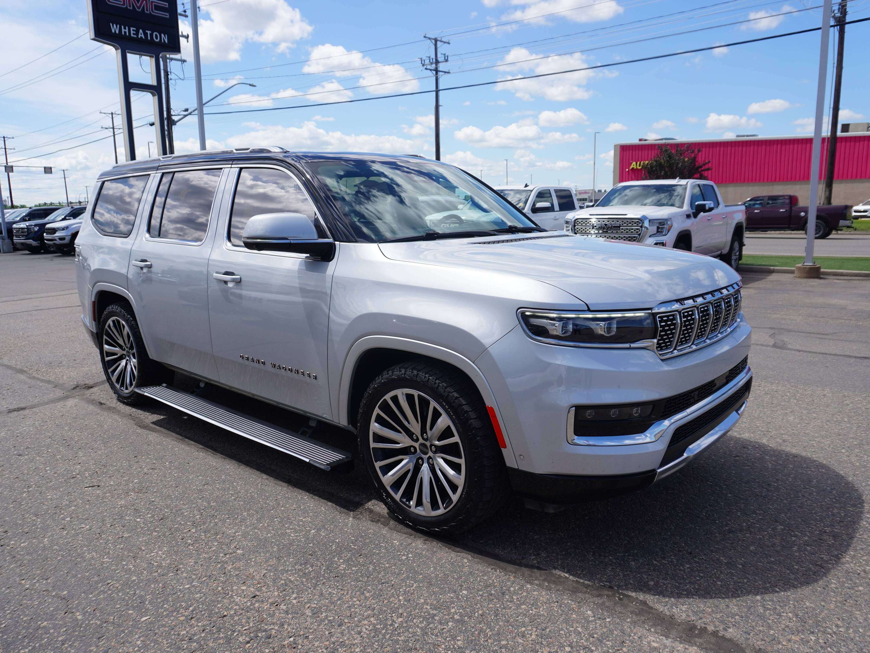 2022 Jeep Grand Wagoneer