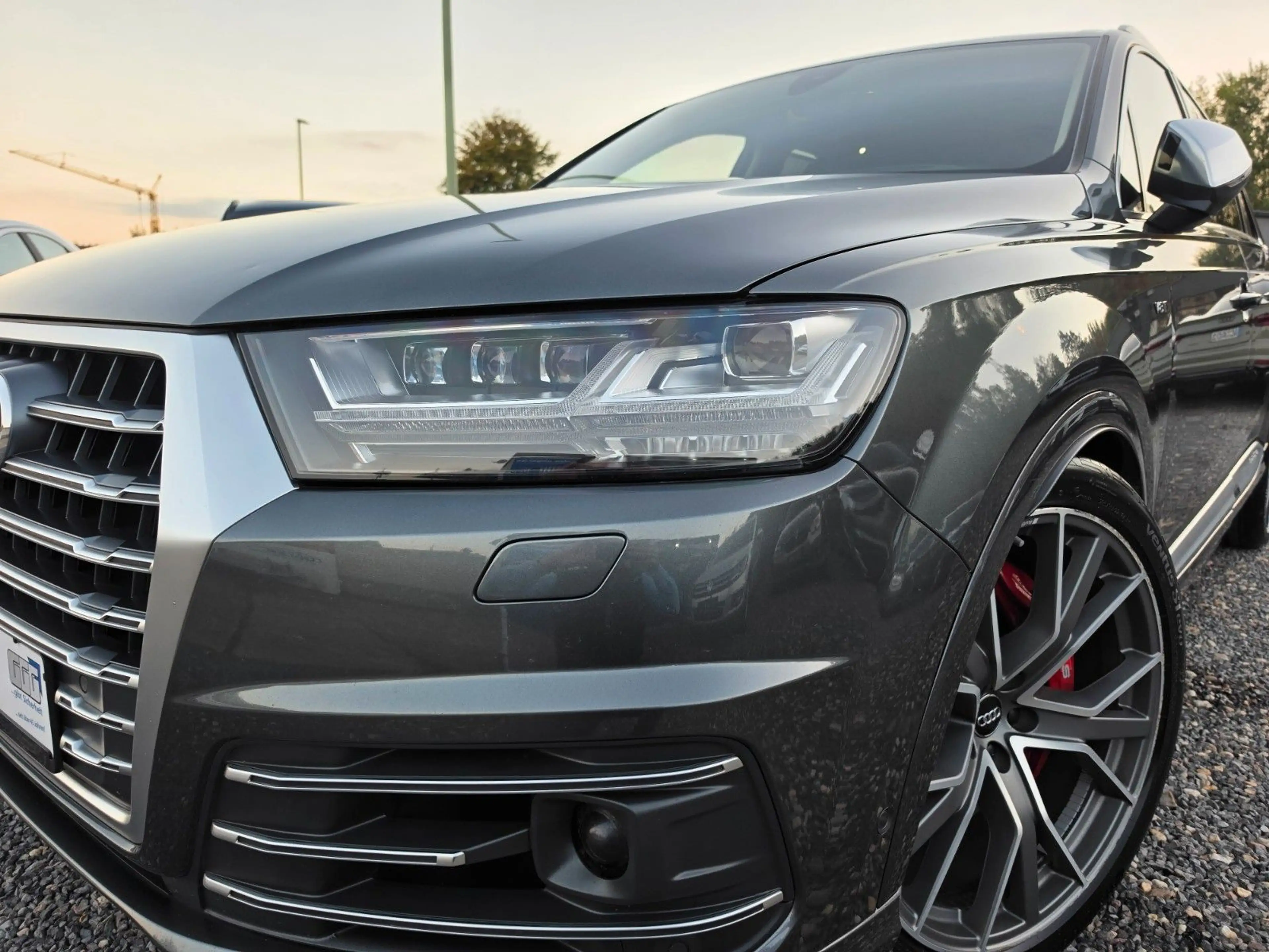 Audi SQ7 4.0 TDI QUATTRO 22 ZOLL MASSAGE PANO VIRTUAL — photo 7