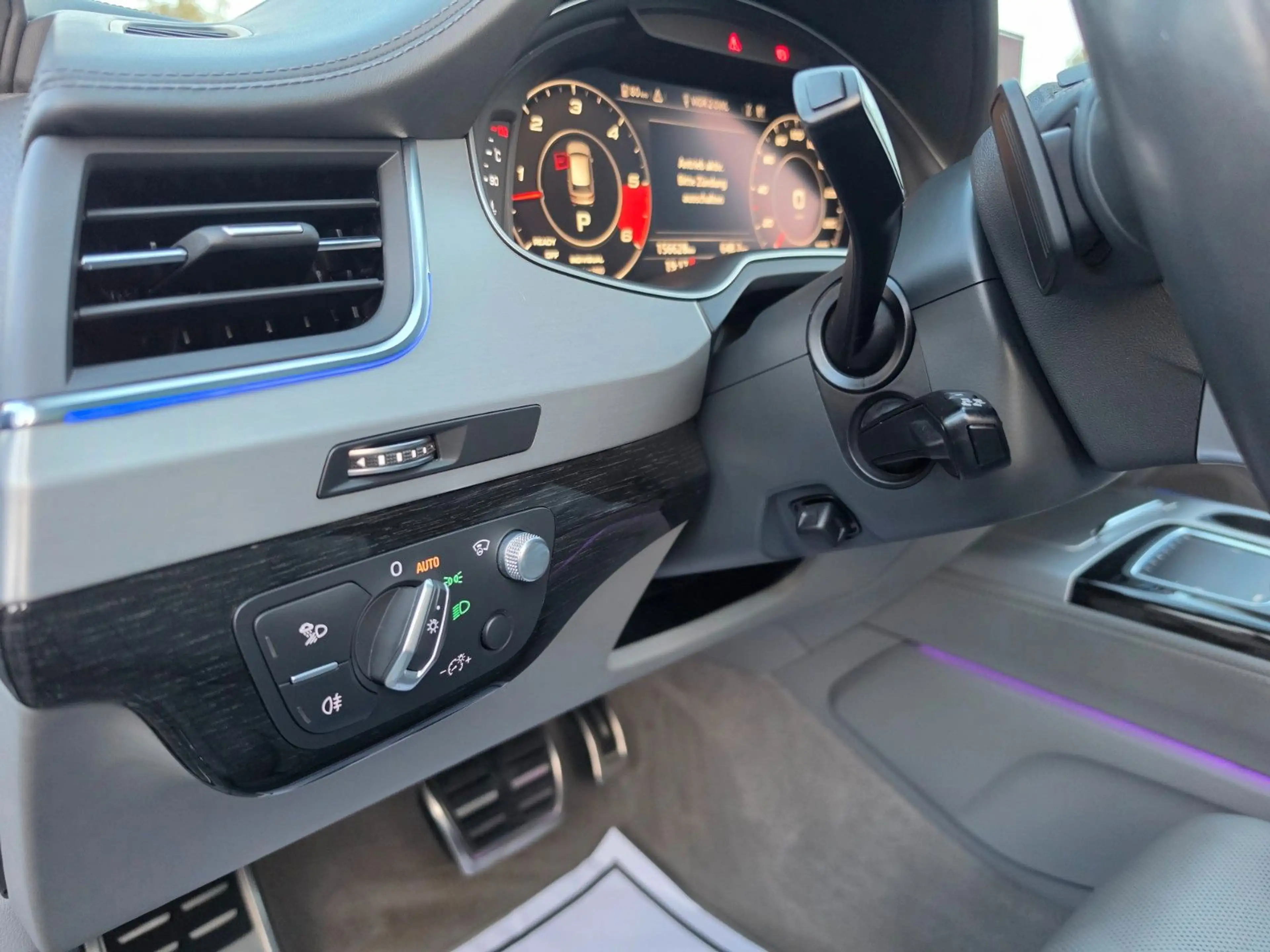 Audi SQ7 4.0 TDI QUATTRO 22 ZOLL MASSAGE PANO VIRTUAL — photo 12