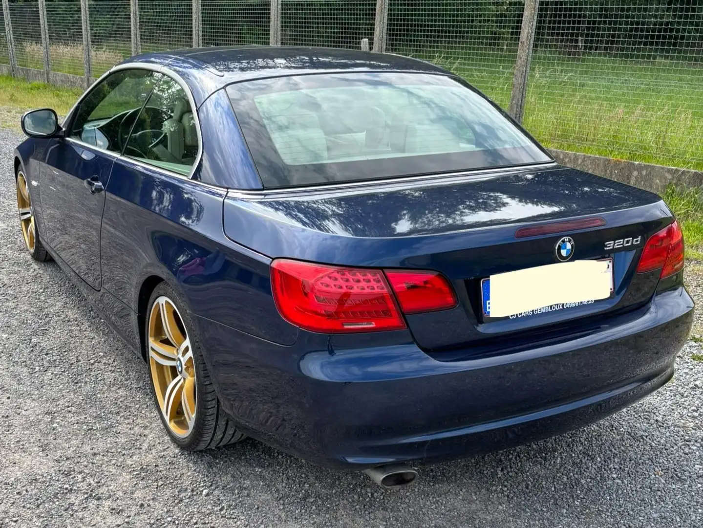 BMW 320 Cabriolet 320 dA Blue - 2