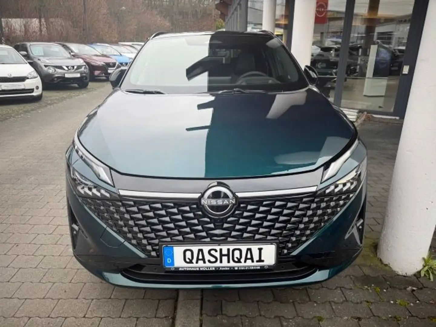 Nissan Qashqai QASHQAI MY25 1.5 e-POWER 205PS 4x2 N-Design Komf Schwarz - 2