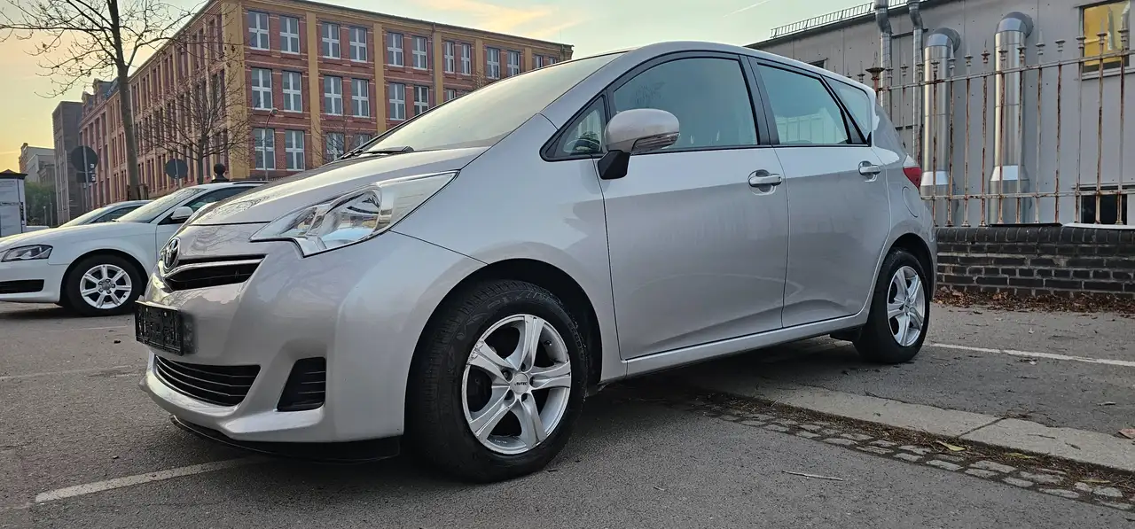 Toyota Verso-S