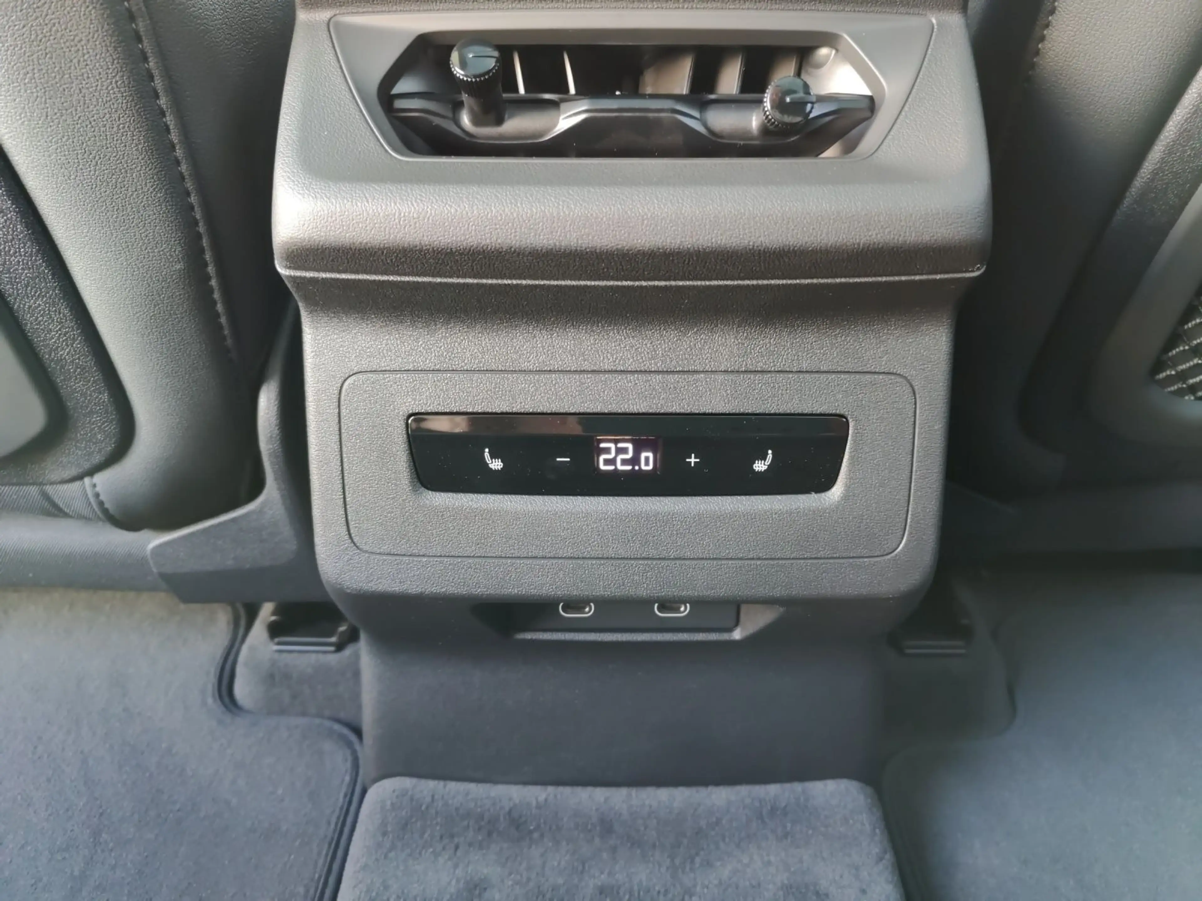 Audi A6 e-tron perform. S-LINE+PANO+AHK+AR-HUD — photo 18