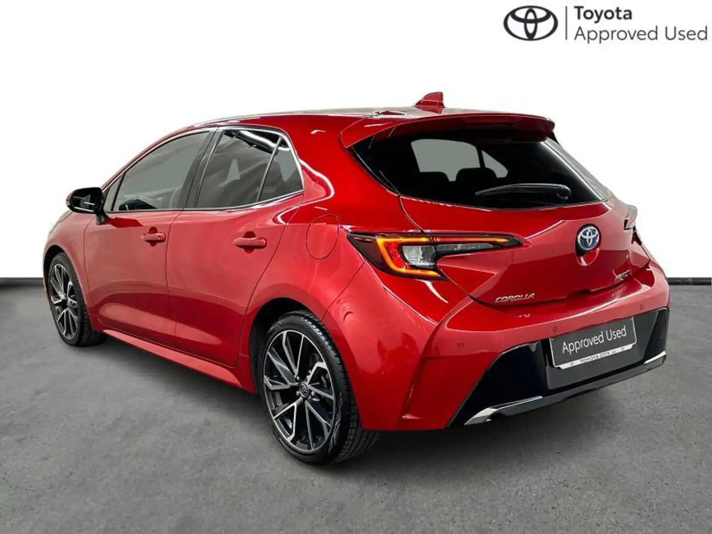 Toyota Corolla Premium 1.8 Rood - 2