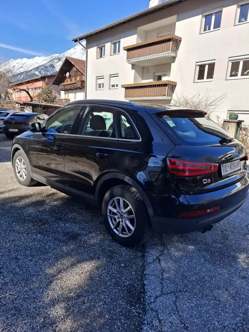 Audi Q3 2,0 TDI quattro S-tronic Schwarz - 2