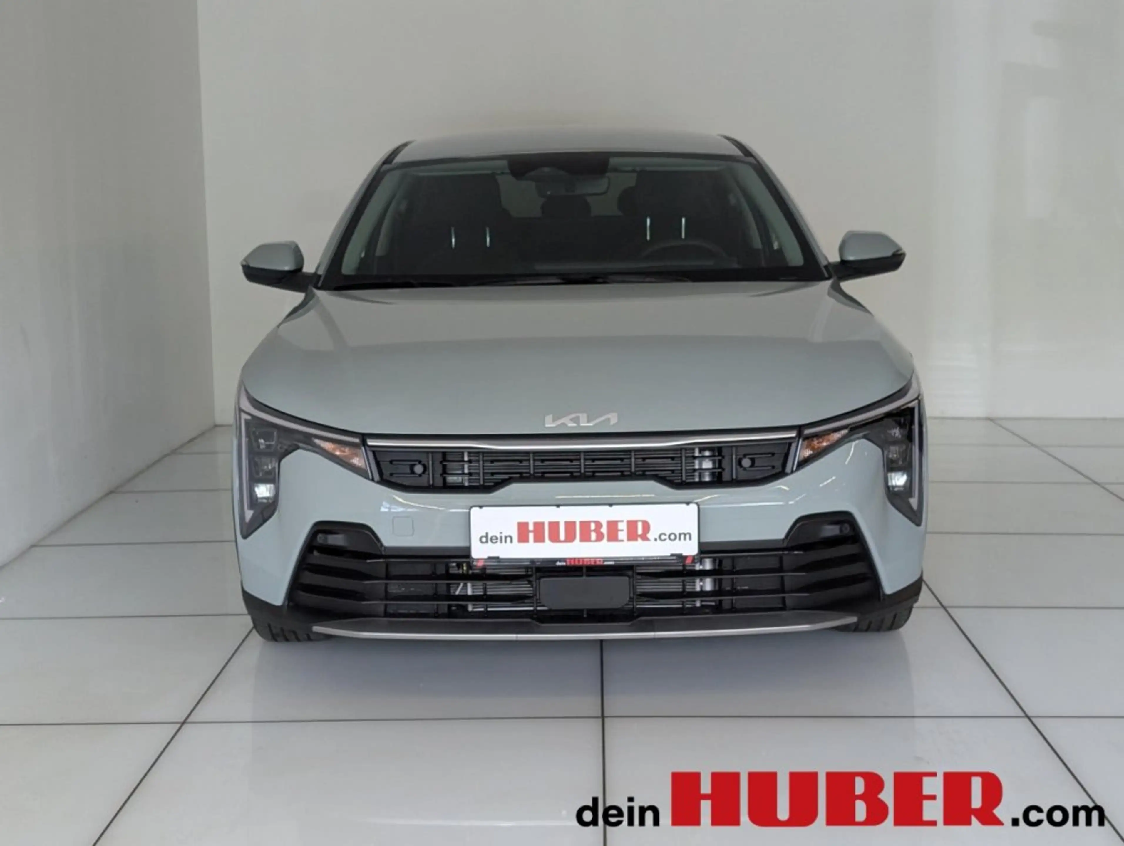 Kia K4 Hatchback Silber 1.0 TGDI — photo 3