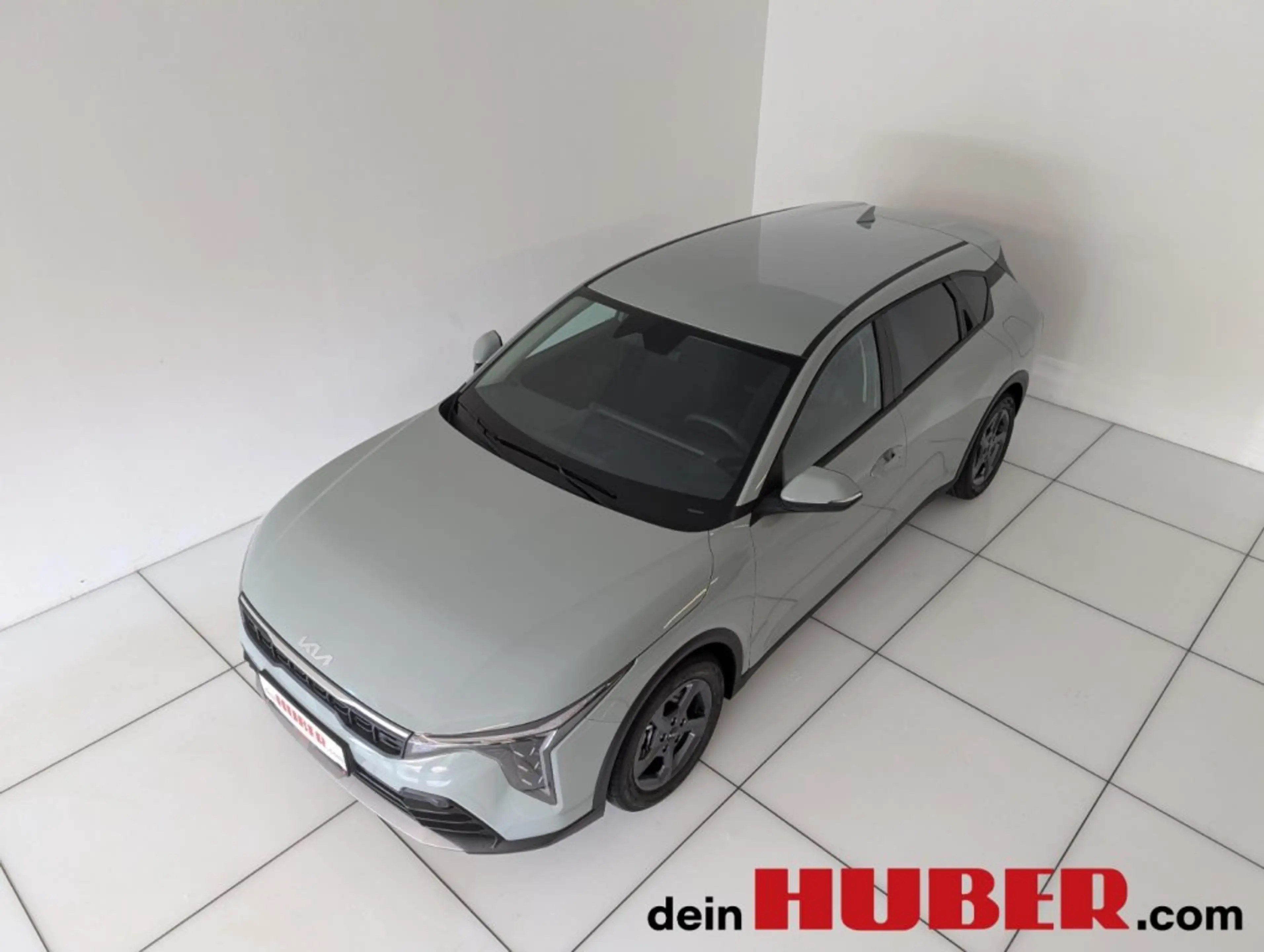 Kia K4 Hatchback Silber 1.0 TGDI — photo 2