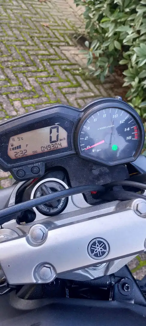 Yamaha FZ 6 S2 Schwarz - 1