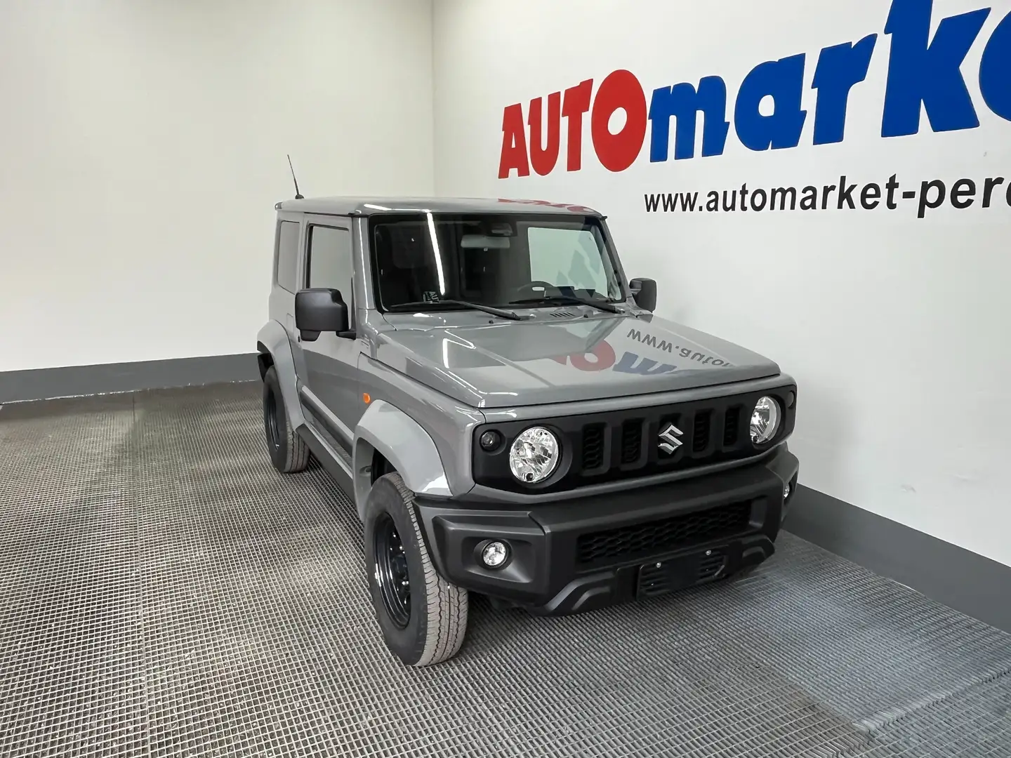 Suzuki Jimny Jimny 1.5 4wd allgrip Grau - 1