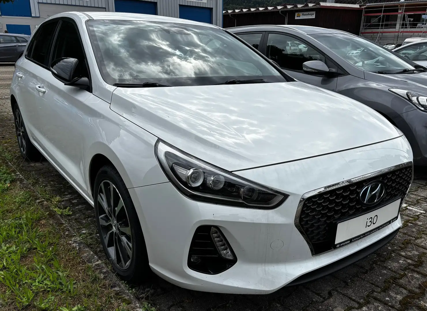 Hyundai i30 i30 1.4 T-GDI Intro Edition Blanco - 1