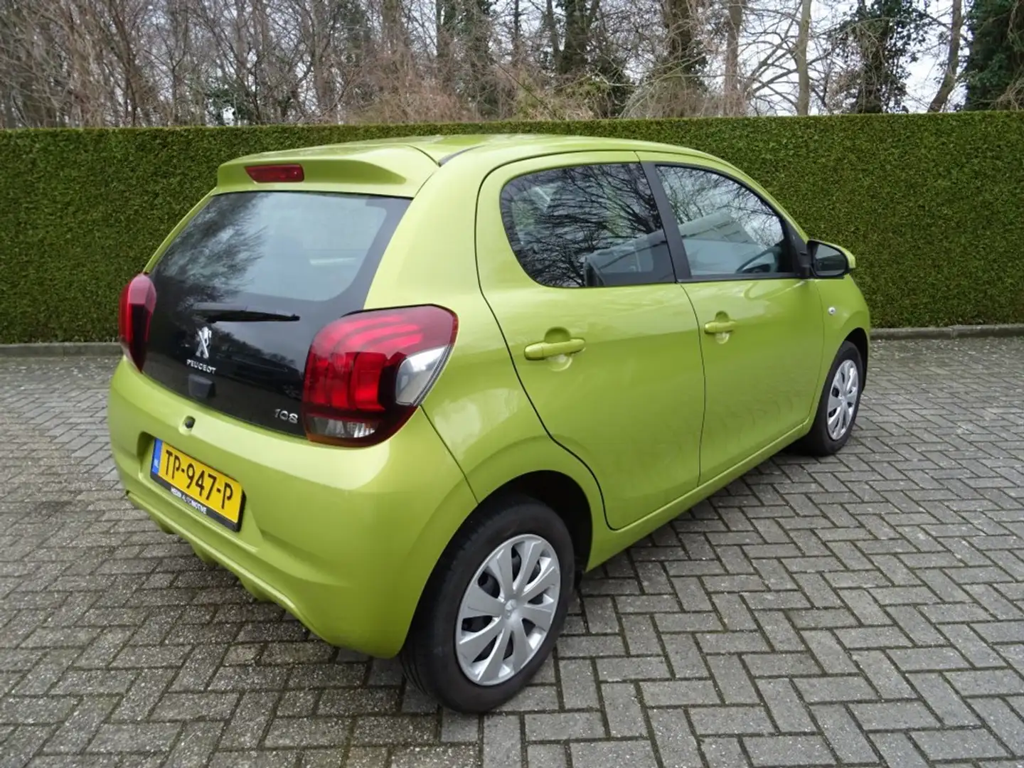 Peugeot 108 1.0 E-VTI ACTIVE  BLUETOOTH AIRCO Grün - 2