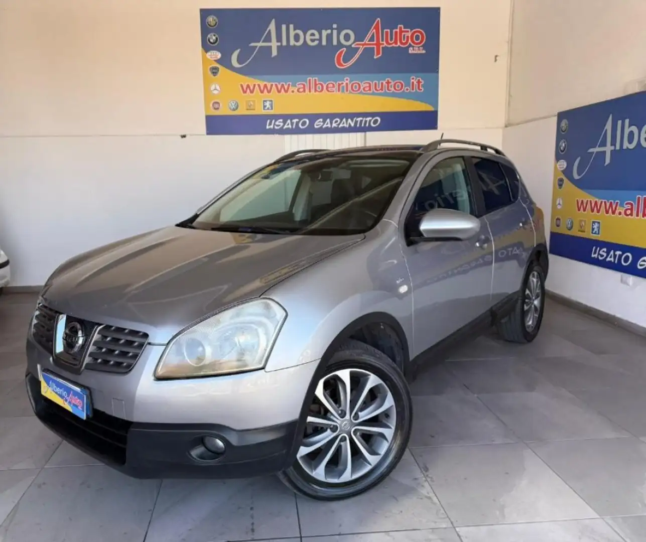 Nissan Qashqai 1.5 dCi DPF n-tec Grigio - 1