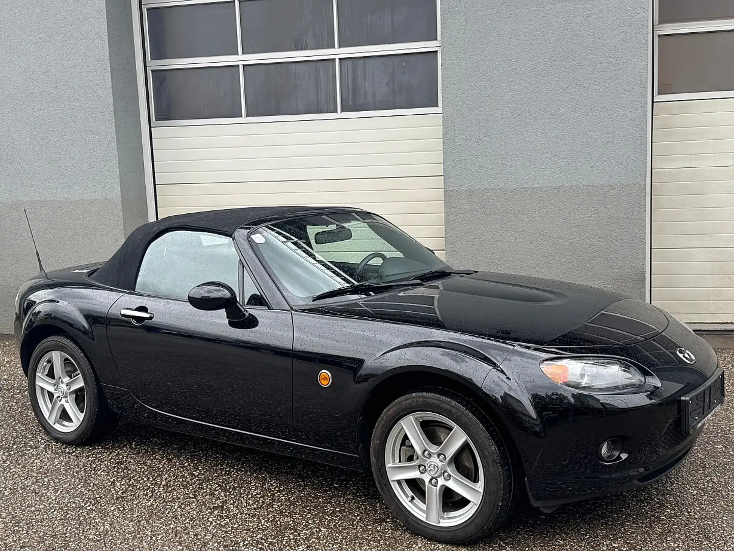 Mazda MX-5 1,8i Revolution *53.900KM* Schwarz - 2