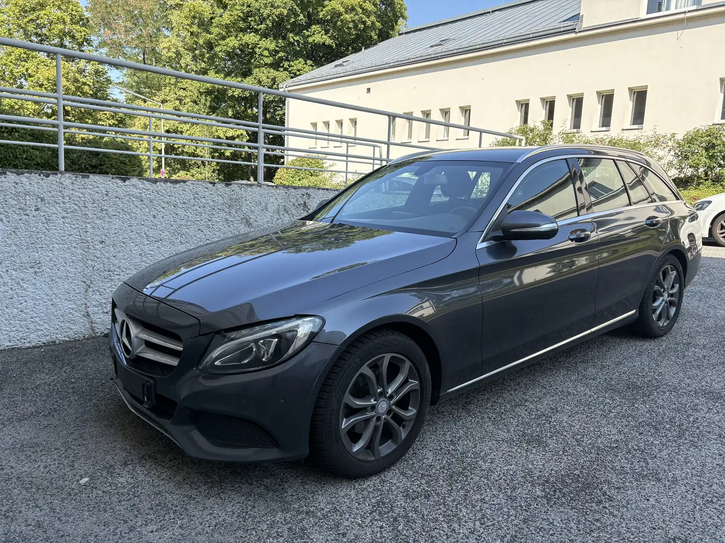 Mercedes-Benz C 180 T BlueTEC Avantgarde - 1