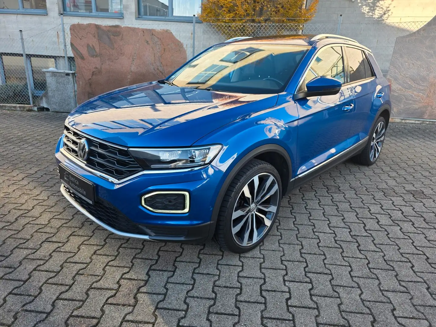 Volkswagen T-Roc TDI*PANORAMA*STANDHEIZUNG*AHK*NAVI Bleu - 1