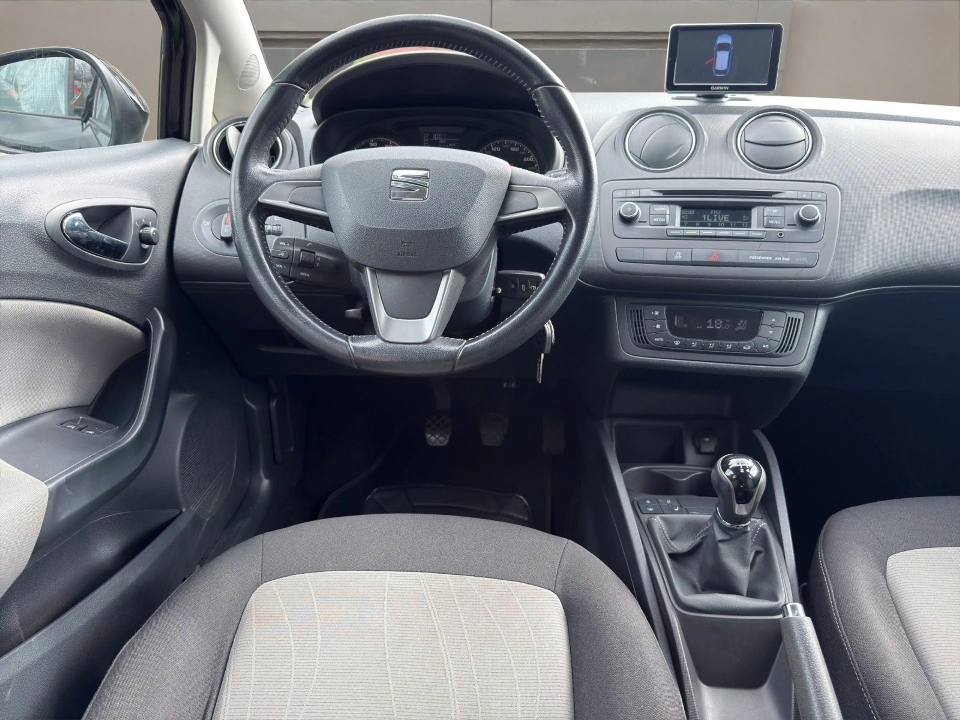 SEAT Ibiza Lim. Style Salsa — photo 13
