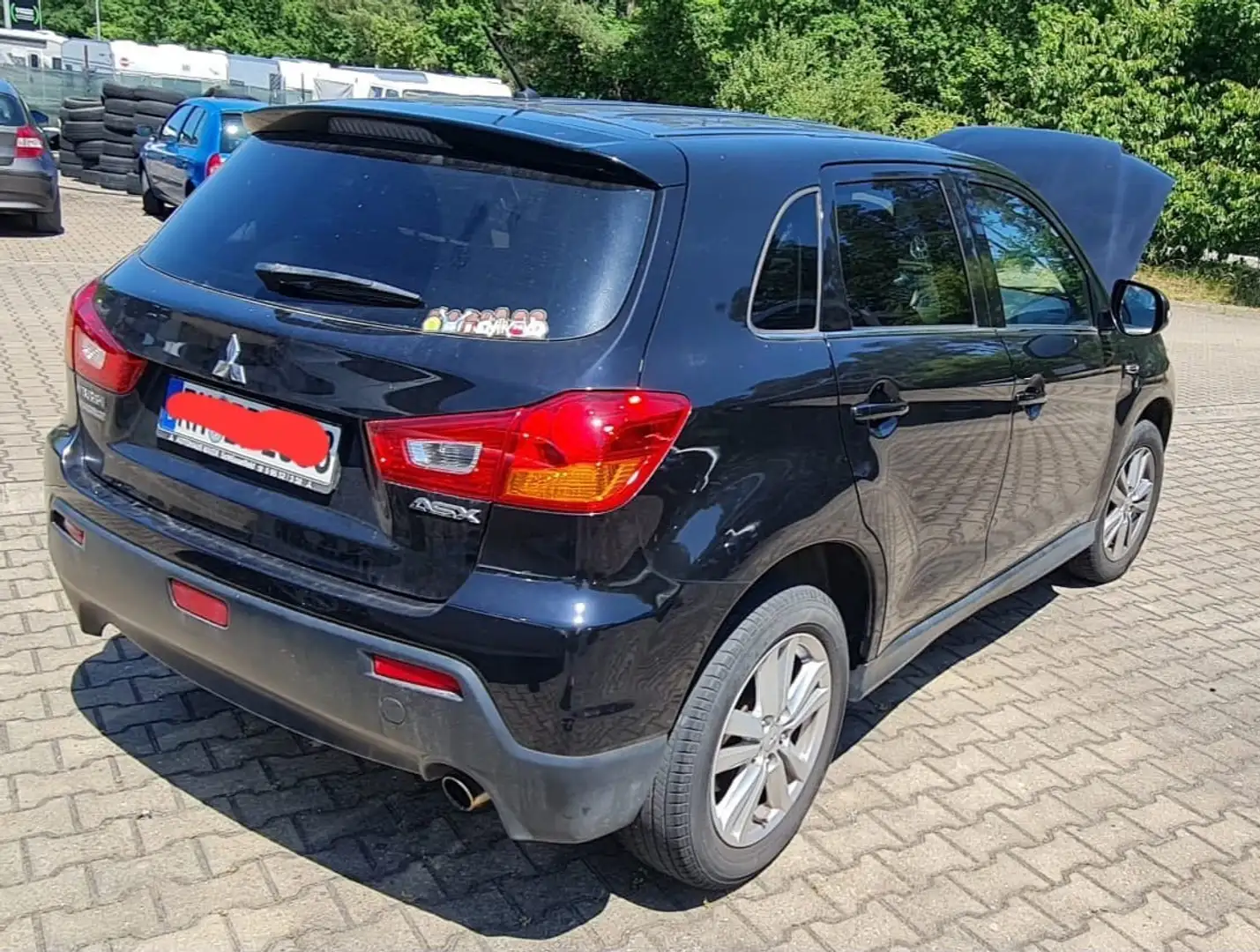 Mitsubishi ASX Intro Edition 2WD *MOTORSCHADEN* Schwarz - 2