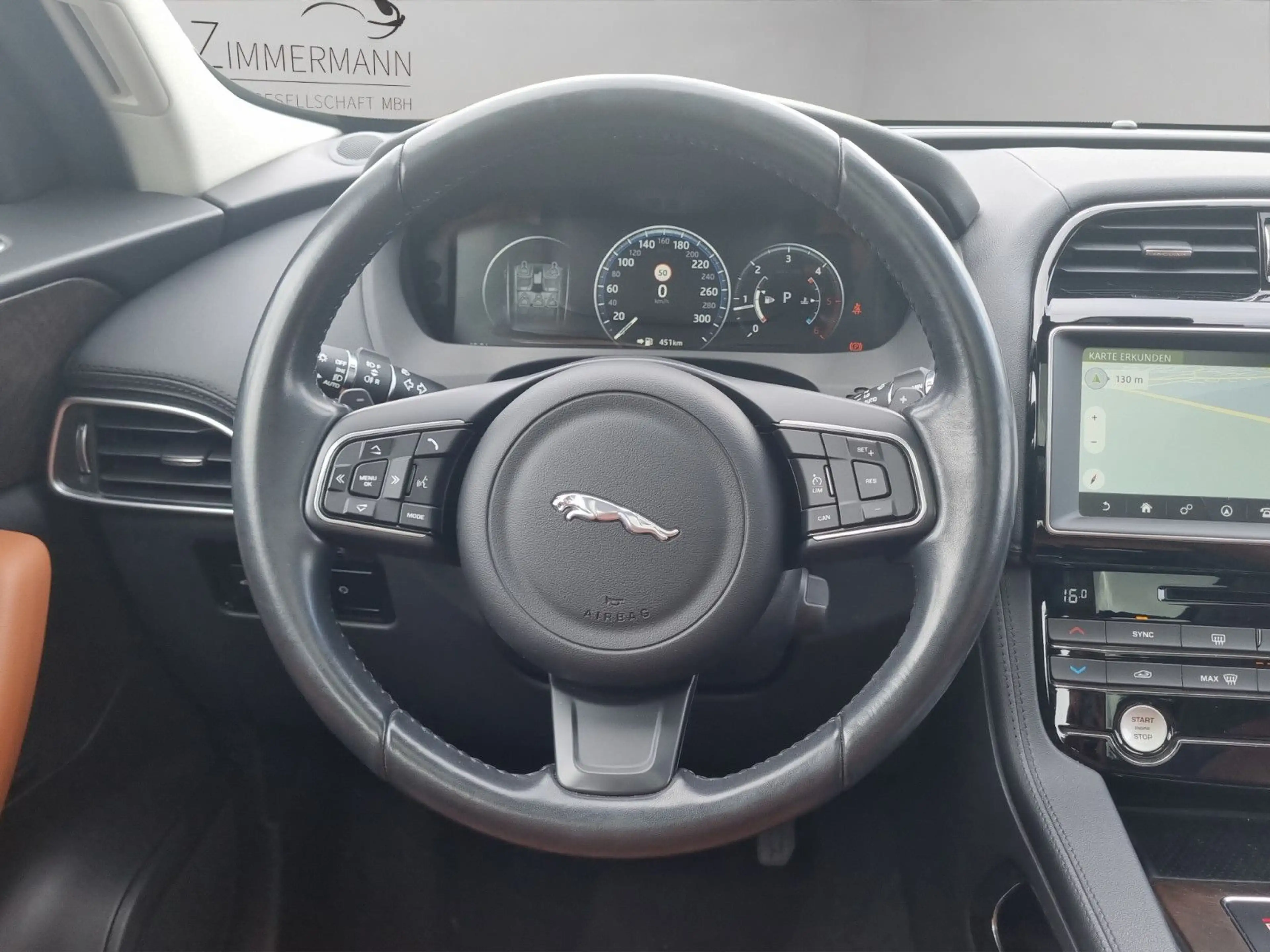 Jaguar F-Pace 20d Portfolio AWD BLAU/TAN — photo 10