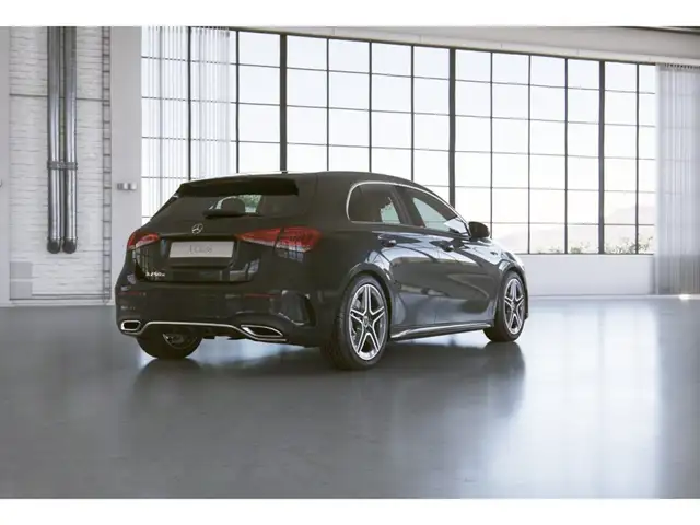 Mercedes-Benz A-Class view 3