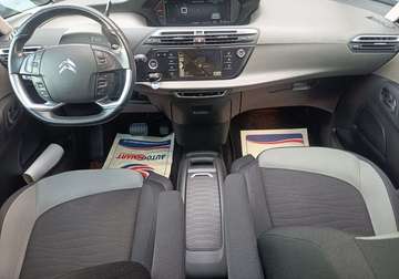 2.0 BLUE HDI SELECTION 150 cv