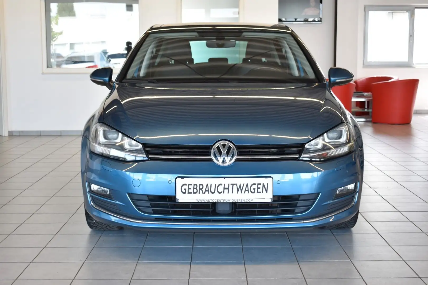 Volkswagen Golf VII Lim. Highline BMT DSG/XENON/APP-CONNECT Blau - 2