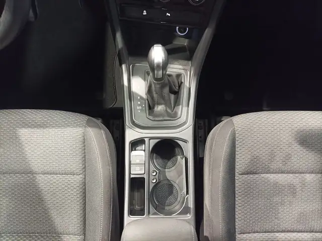Volkswagen Touran view 13