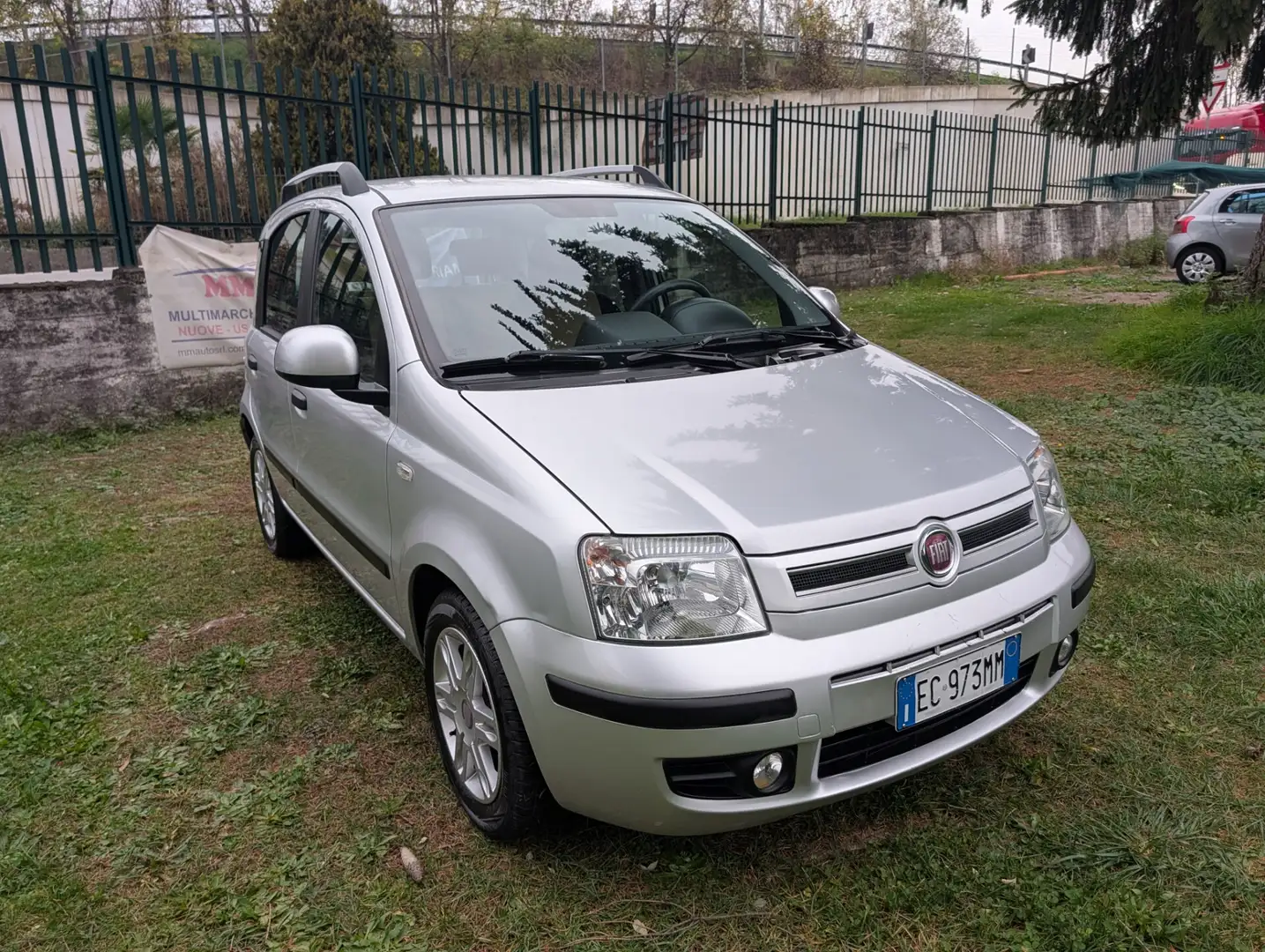 Fiat Panda Panda 1.2 Emotion Eco UNICO PROPRIETARIO Zilver - 1