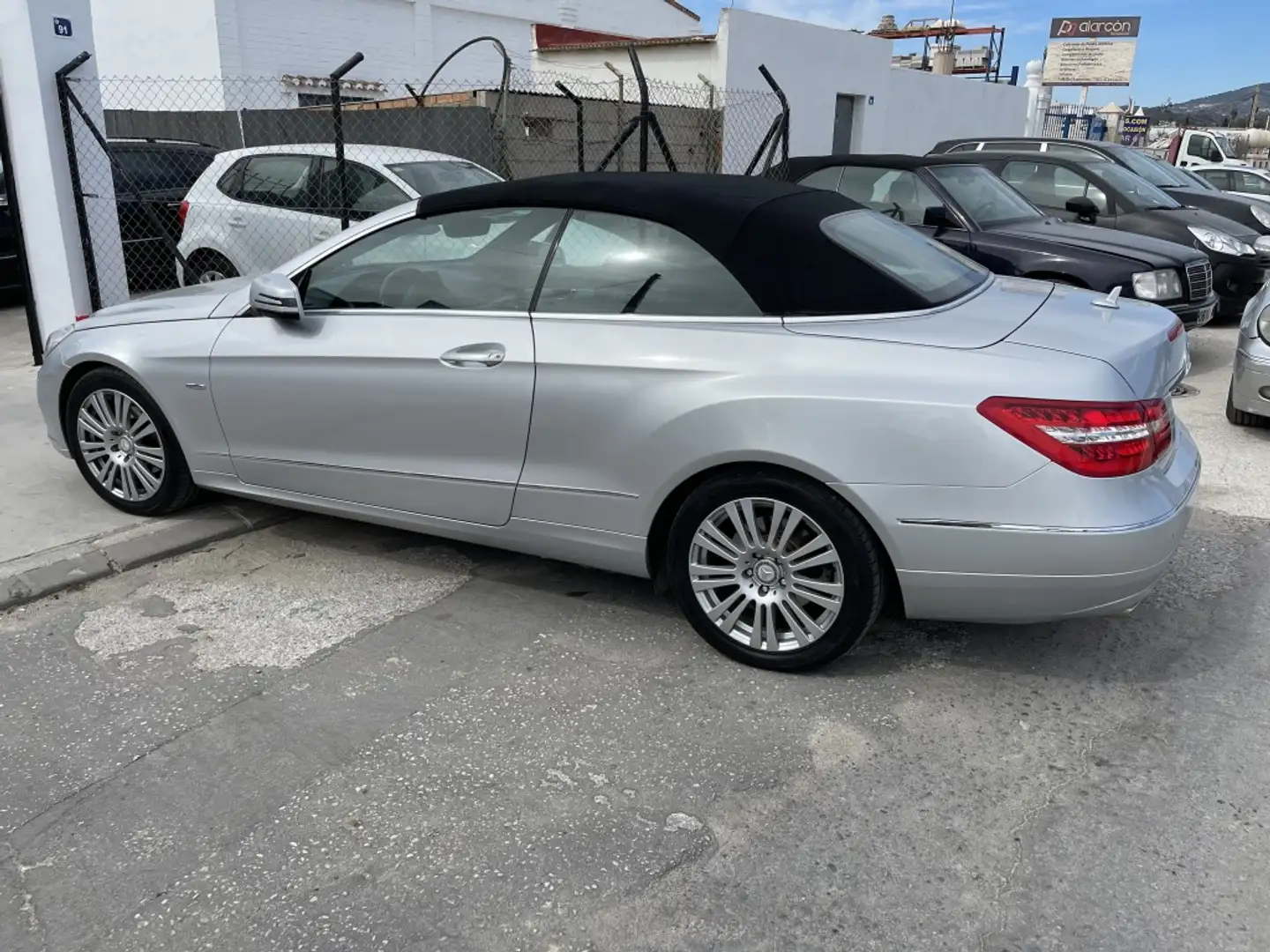 Mercedes-Benz E 220 Cabrio 220CDI BE Aut. Grigio - 2