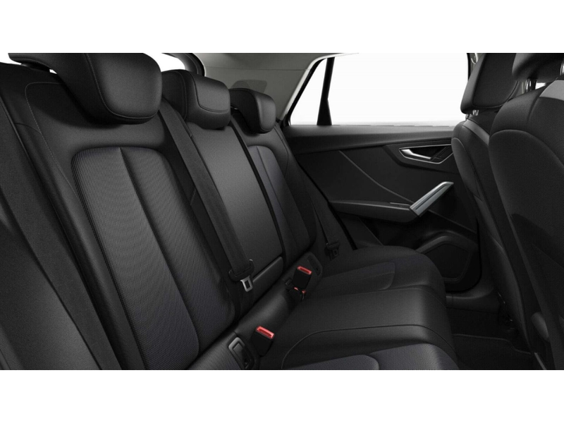 Audi Q2 35 TFSI Sport — photo 10