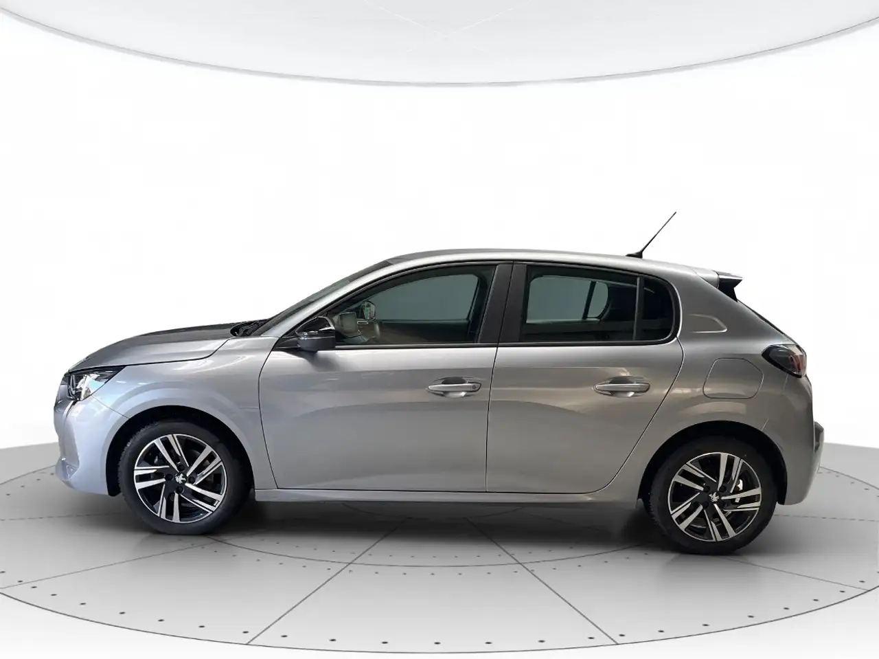 Peugeot 208 1.5 BlueHDi 100cv Active Pack, миниатюра 2