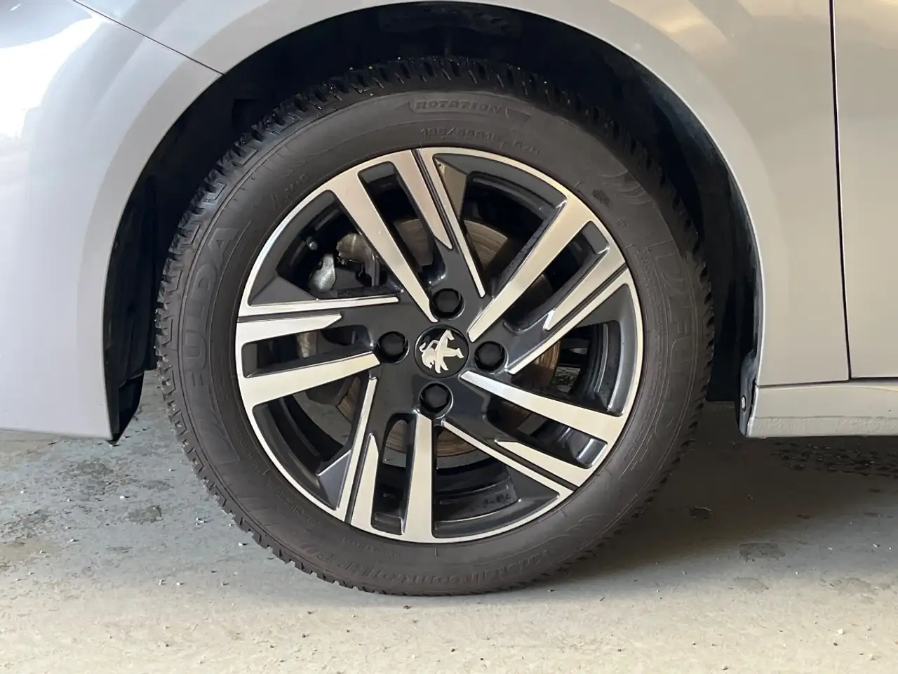 Peugeot 208 1.5 BlueHDi 100cv Active Pack, миниатюра 5