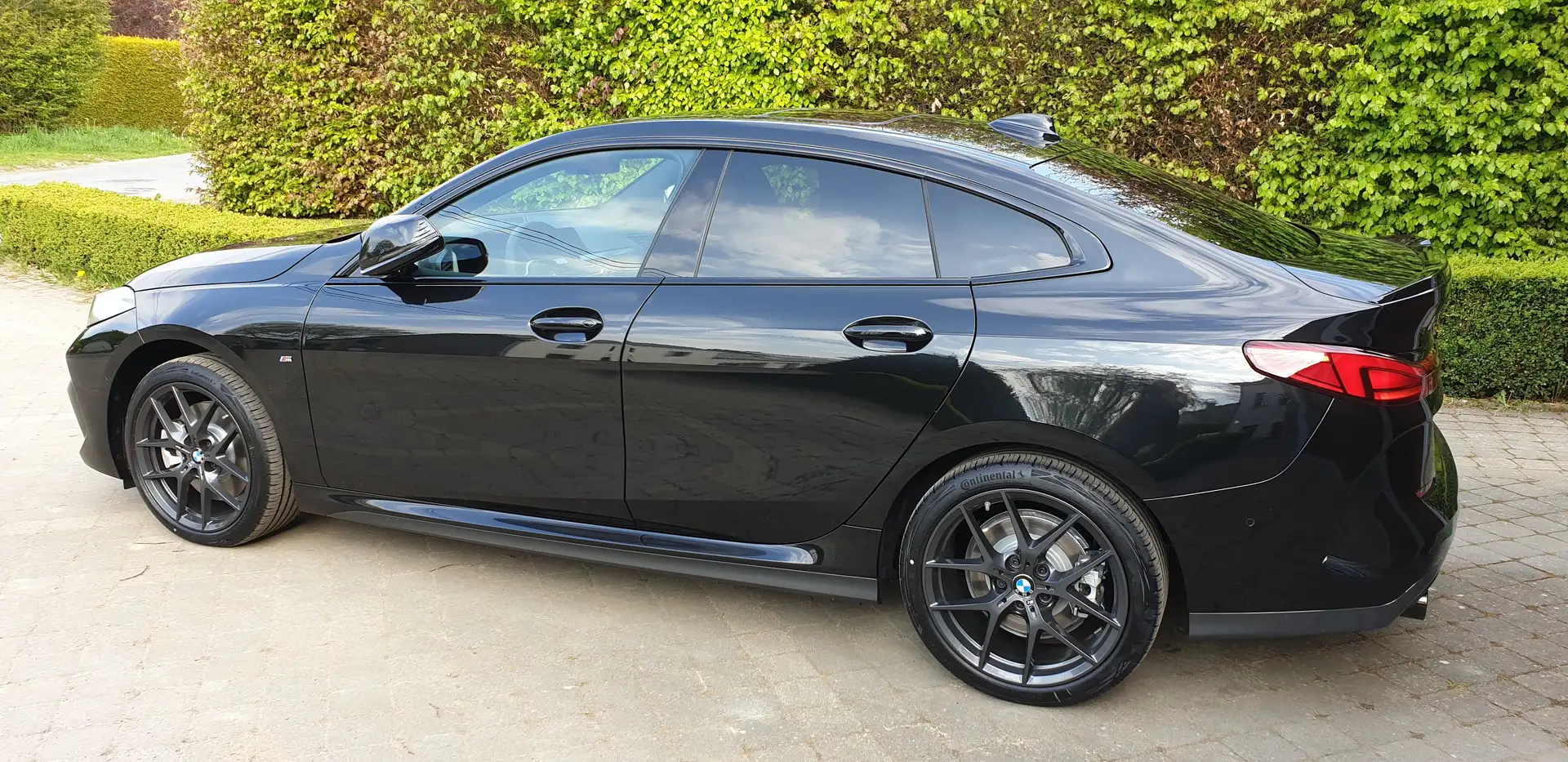 BMW 220 Gran Coupé 220i X Drive Zwart - 2