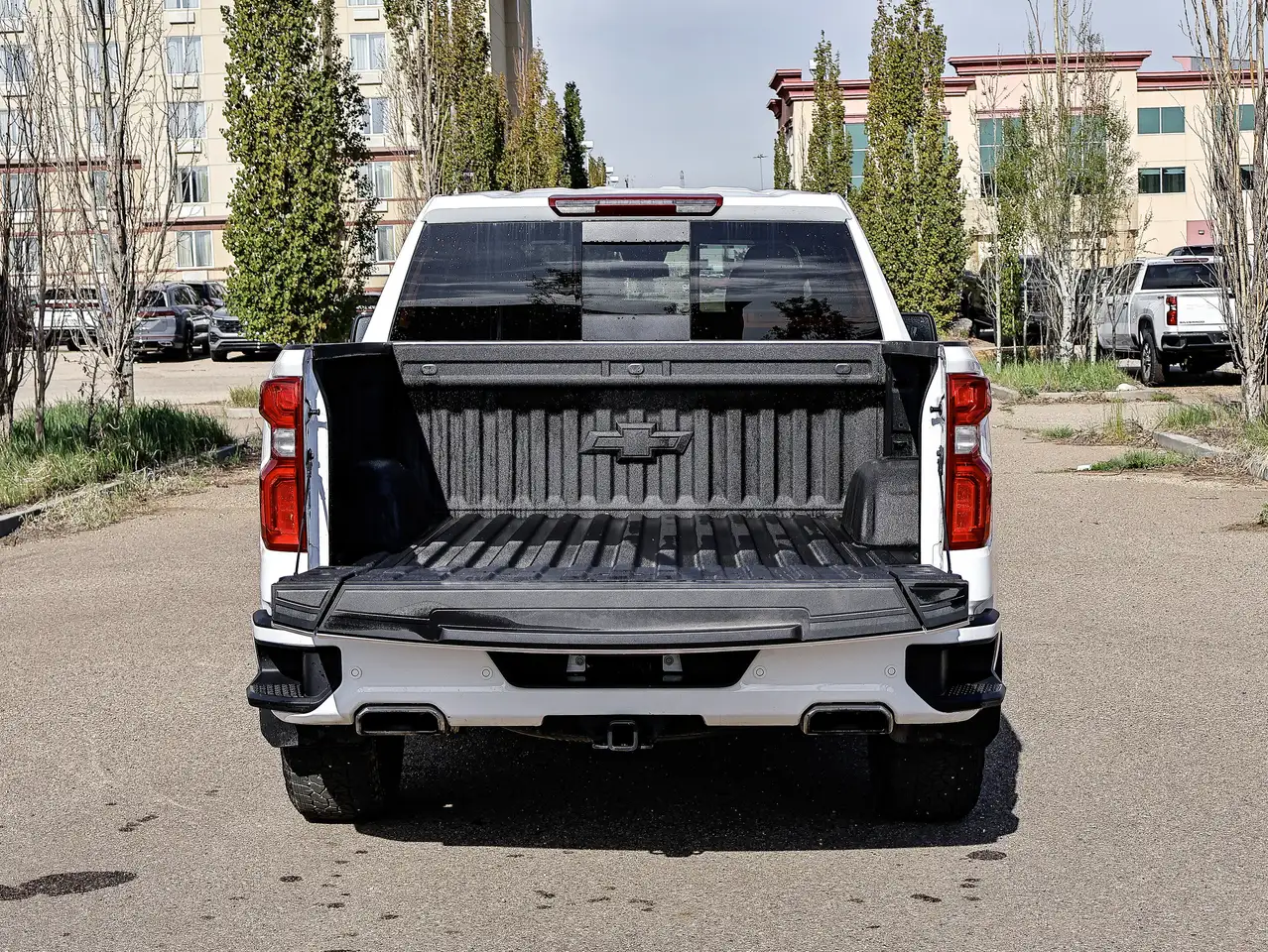 Chevrolet Silverado 1500 снимка Chevrolet Silverado 1500