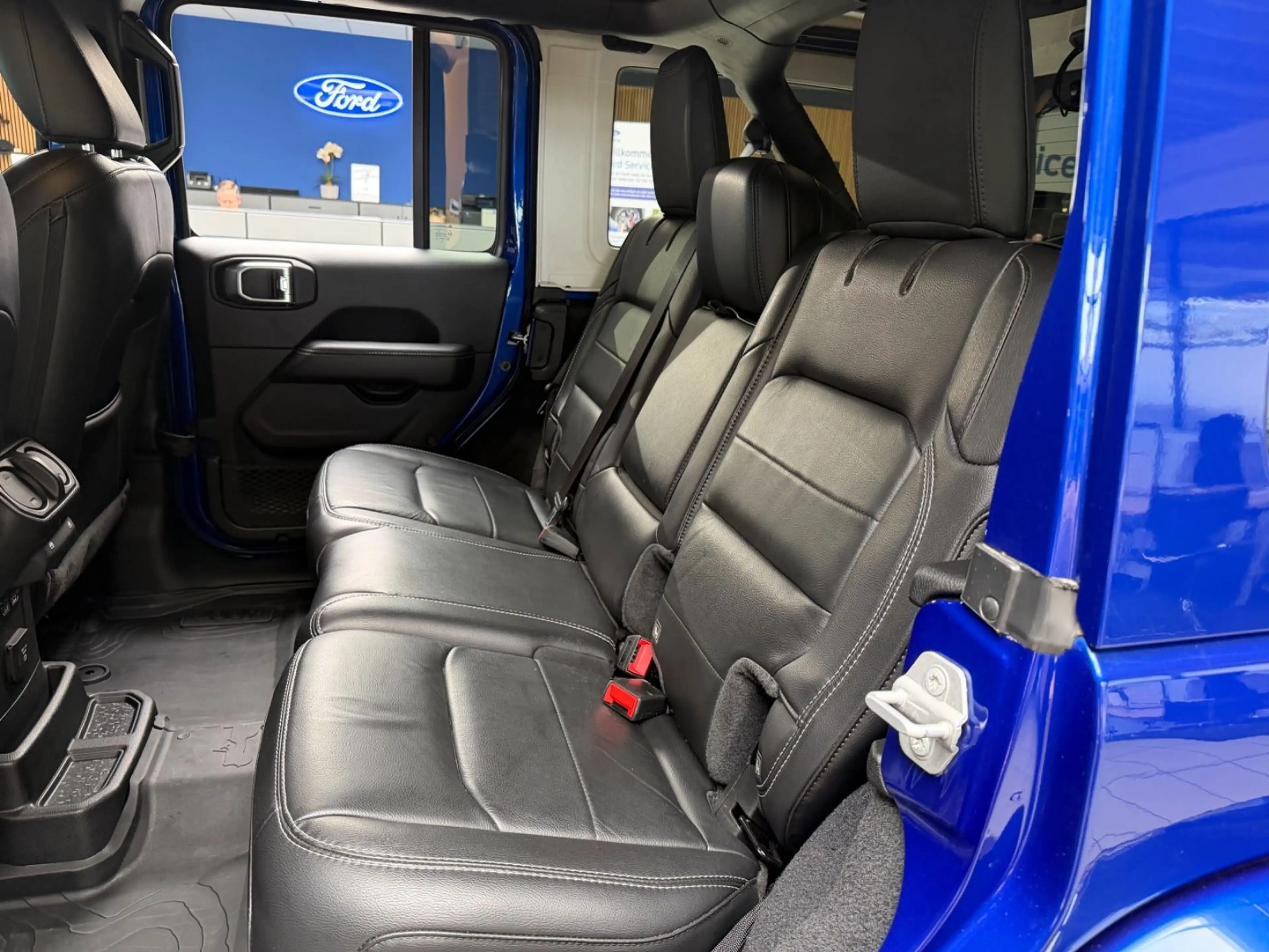 Jeep Wrangler 2.2 CRDi Unlimited Sahara*LED*AHK — photo 12