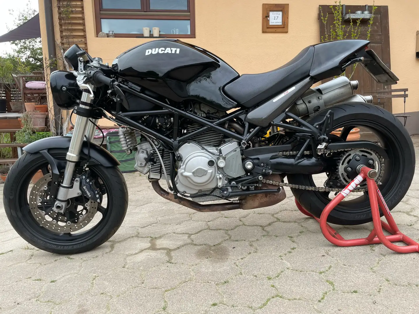 Ducati Monster S2R Zwart - 2