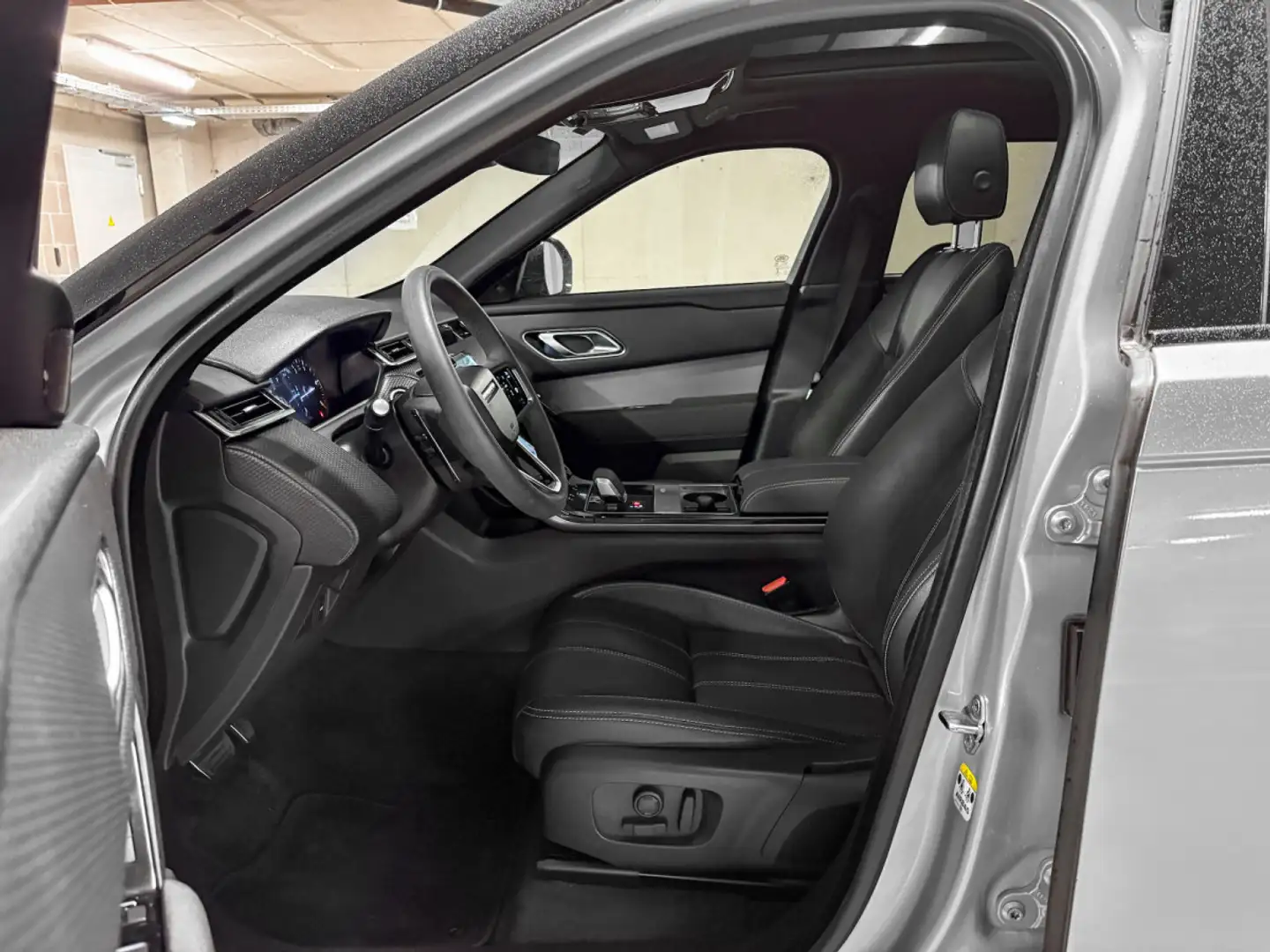 Land Rover Range Rover Velar D300 SE R-DYNAMIC /ACC/PANORAMA/AHK/MERIDIAN Gris - 2