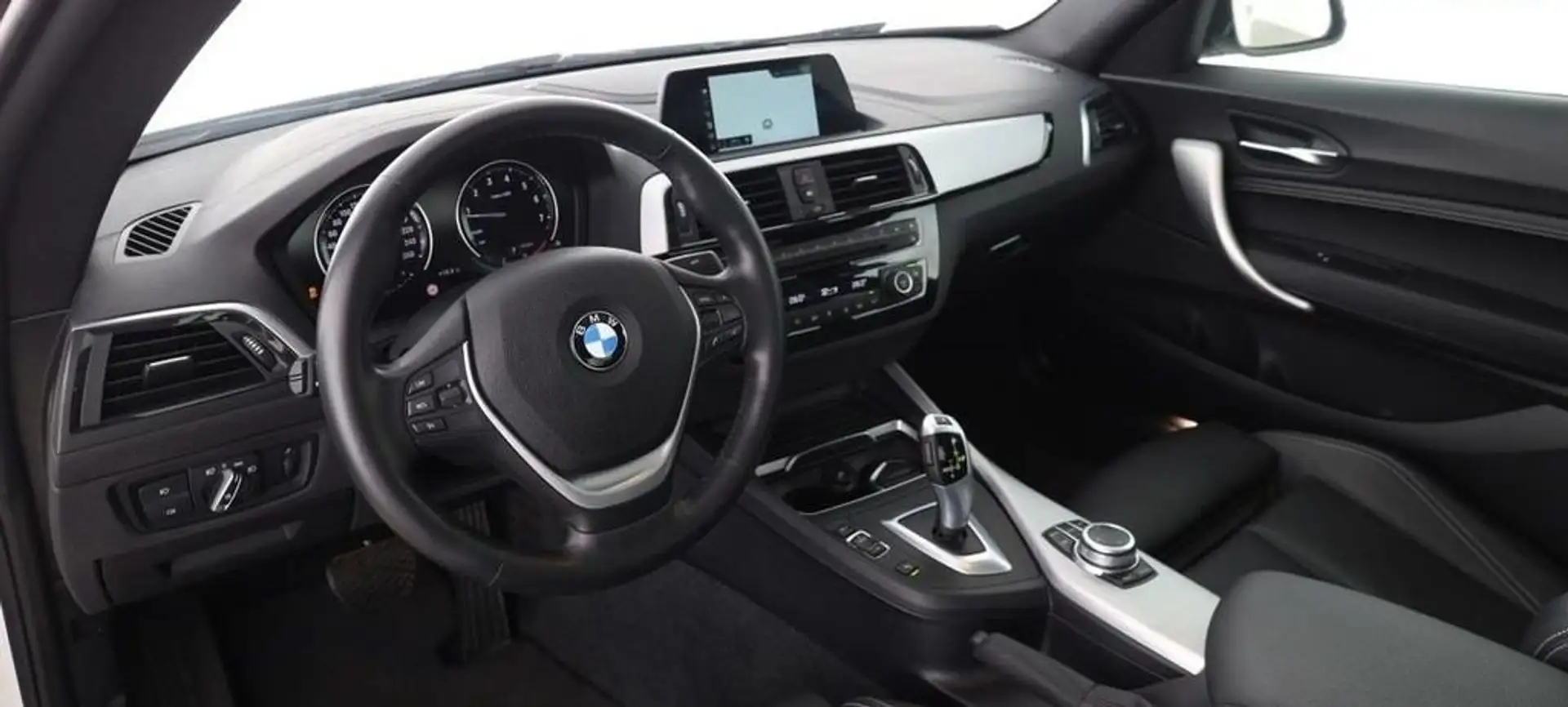 BMW 218 i Coupé Sport Line Bianco - 1