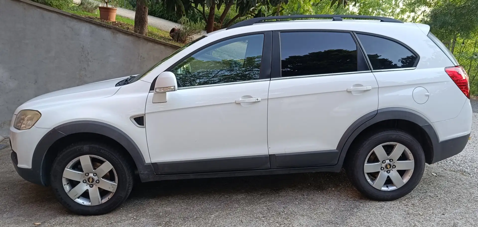 Chevrolet Captiva 2.0 vcdi 16v 2rm 127cv - 2